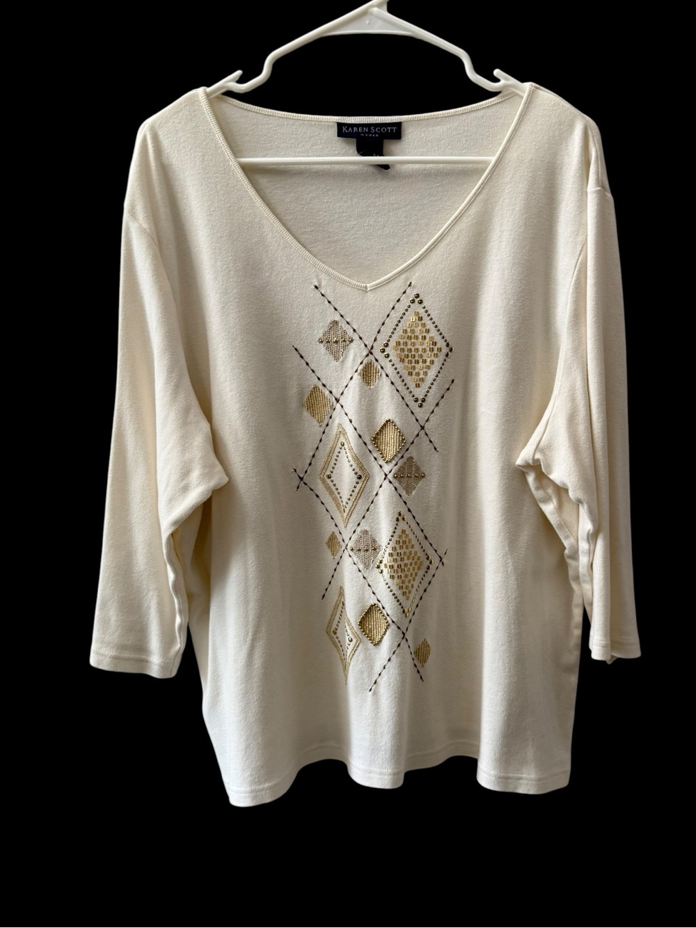 Karen Scott V-Neck Beaded 3/4 Sleeve Top Cream, Size 1X.